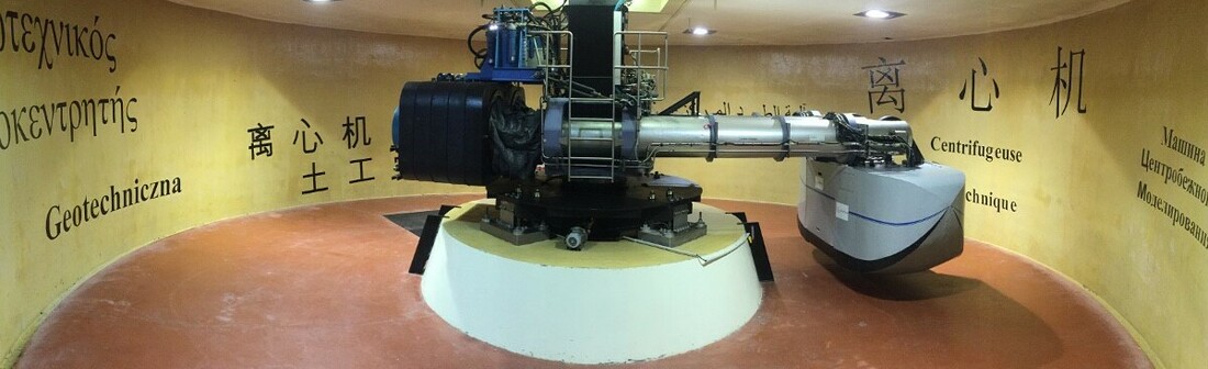 Université Gustave Eiffel beam centrifuge (5.5 m radius, 200 gton capacity)